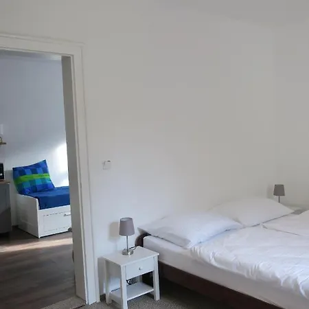 Ubytovani V Soukromi - Apartman Meran Svoboda nad Upou Exterior photo
